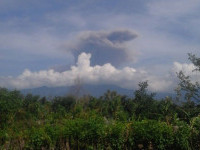 Letusan Gunungapi Rinjani 27 September 2016 pukul 14:45 WITA